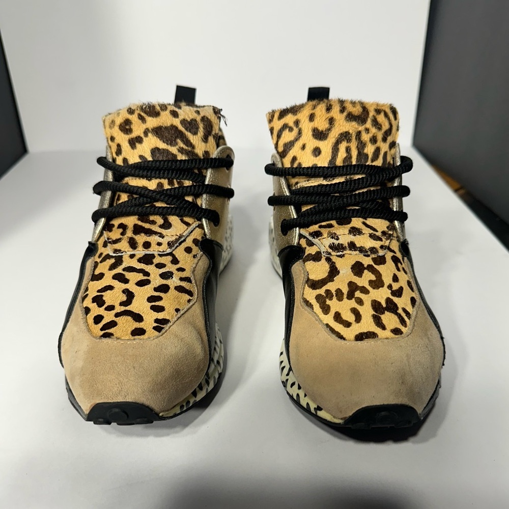 Leopard Print Sneakers with Black Laces steve madden size 7.5 pre owned